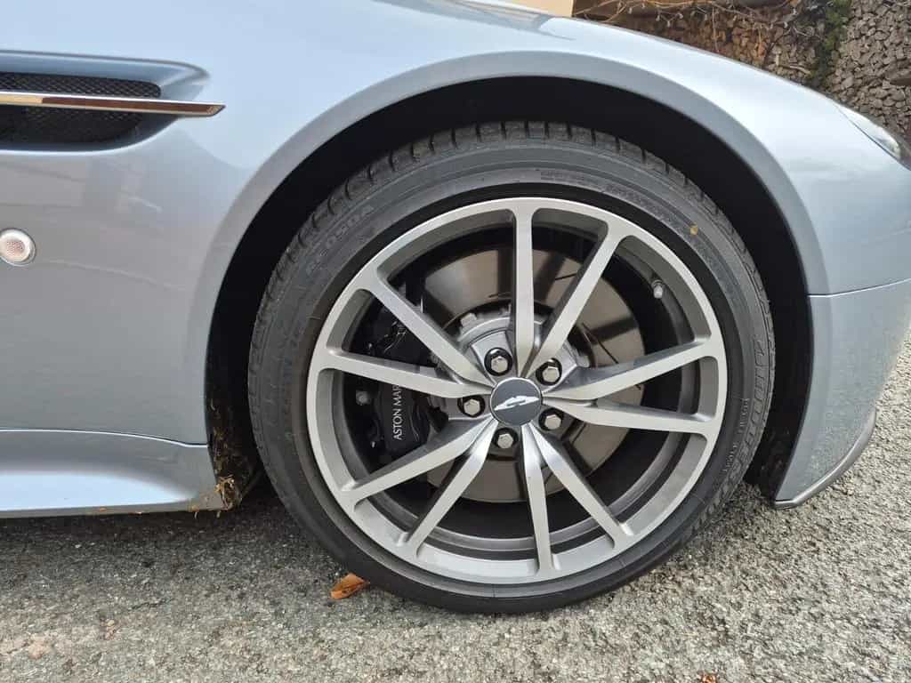 Aston Martin V8 Vantage N430 09/2015-photo-7