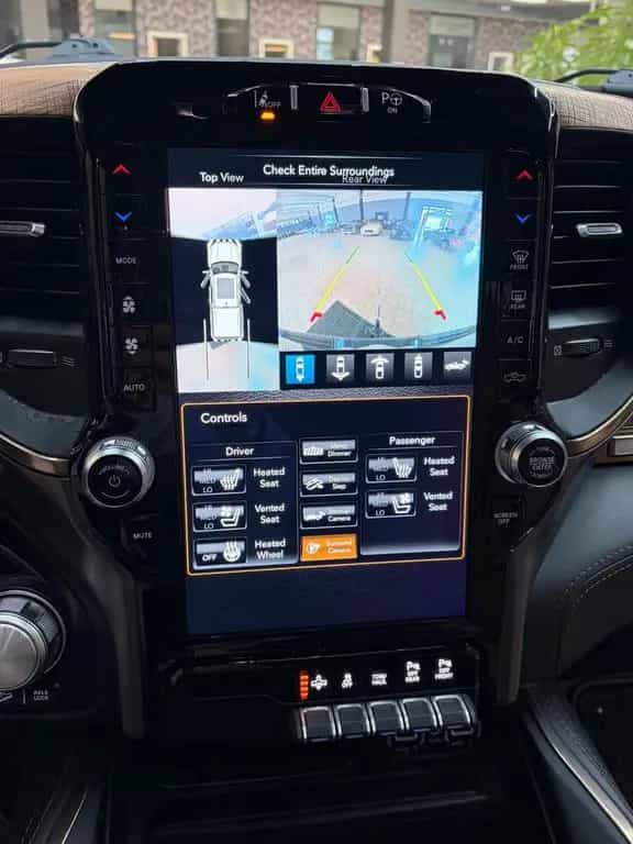 Dodge RAM 1500 LongHorn 4x4 Leder Pano LED 360°Luft-FW 04/2022-photo-26