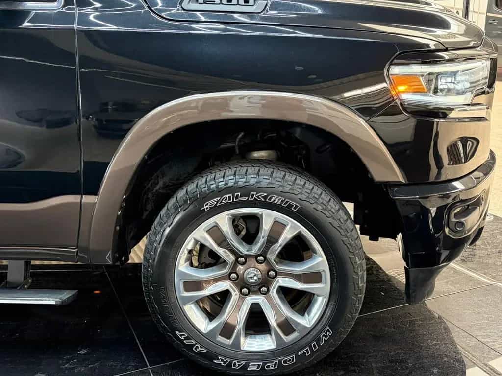 Dodge RAM 1500 LongHorn 4x4 Leder Pano LED 360°Luft-FW 04/2022-photo-3