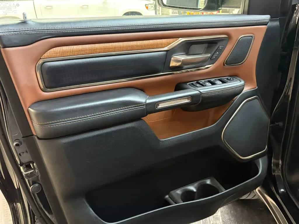 Dodge RAM 1500 LongHorn 4x4 Leder Pano LED 360°Luft-FW 04/2022-photo-6