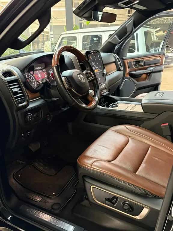 Dodge RAM 1500 LongHorn 4x4 Leder Pano LED 360°Luft-FW 04/2022-photo-8