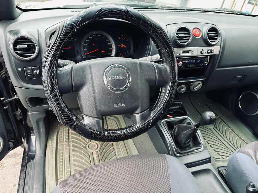 Isuzu D-Max 4WD 3.0*AHK*1.HAND*KLIMA*TÜV 02.2027 10/2010-photo-7