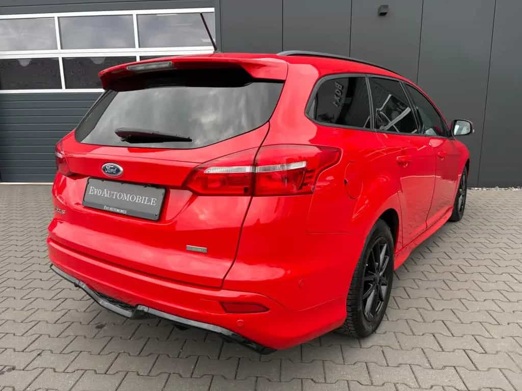 Ford Focus Turnier ST-Line Automatik Navi Kamera PDC 04/2018-photo-4
