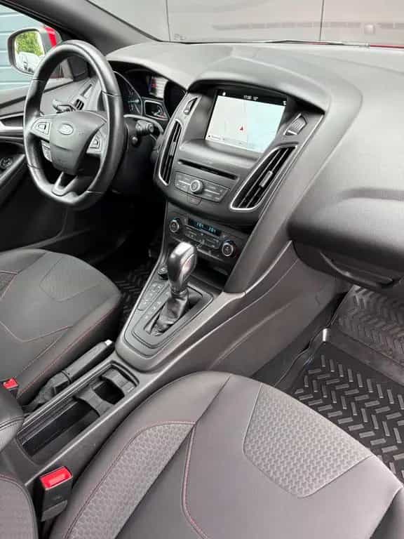 Ford Focus Turnier ST-Line Automatik Navi Kamera PDC 04/2018-photo-6