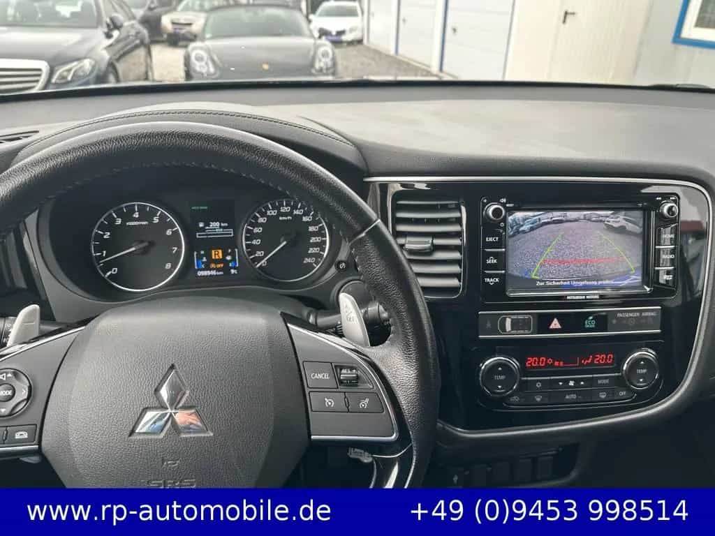 Mitsubishi Outlander Diamant Edition2WD 2.0 KLIMA NAVI PDC 04/2019-photo-13