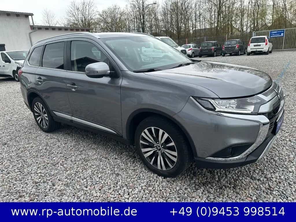 Mitsubishi Outlander Diamant Edition2WD 2.0 KLIMA NAVI PDC 04/2019-photo-5