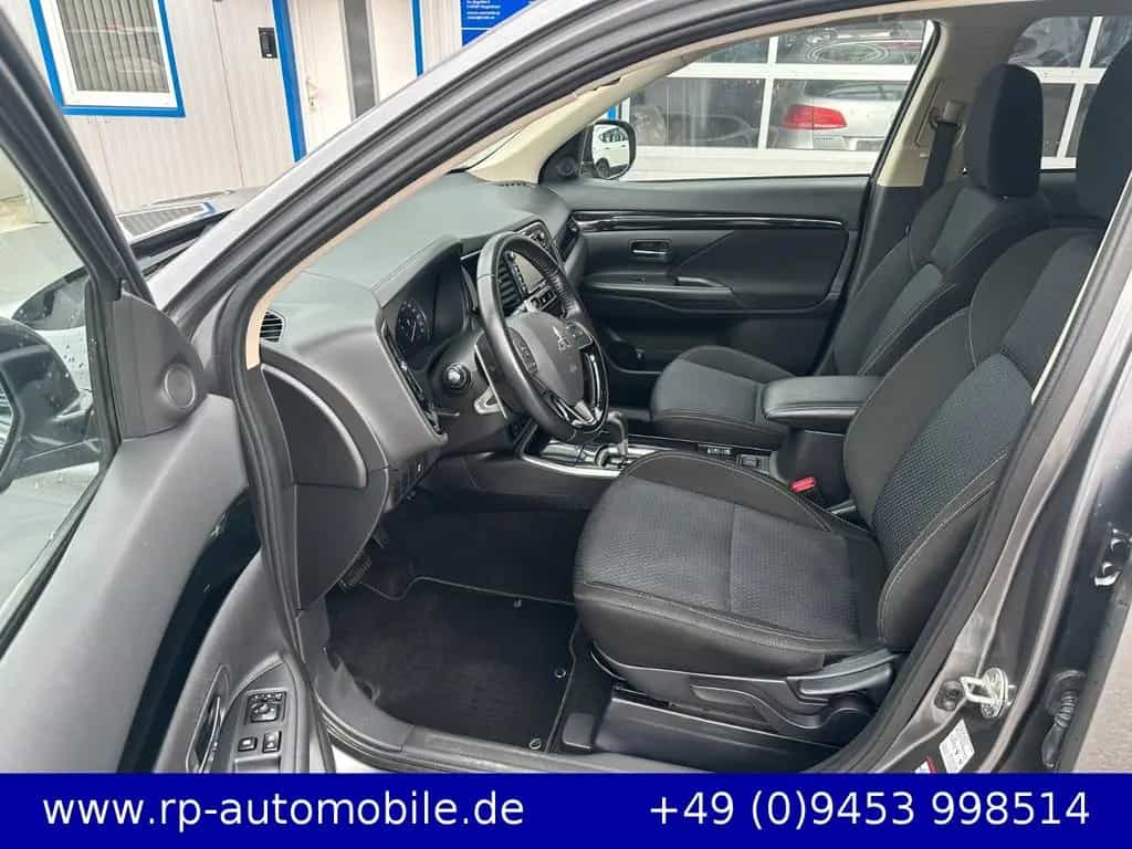 Mitsubishi Outlander Diamant Edition2WD 2.0 KLIMA NAVI PDC 04/2019-photo-8