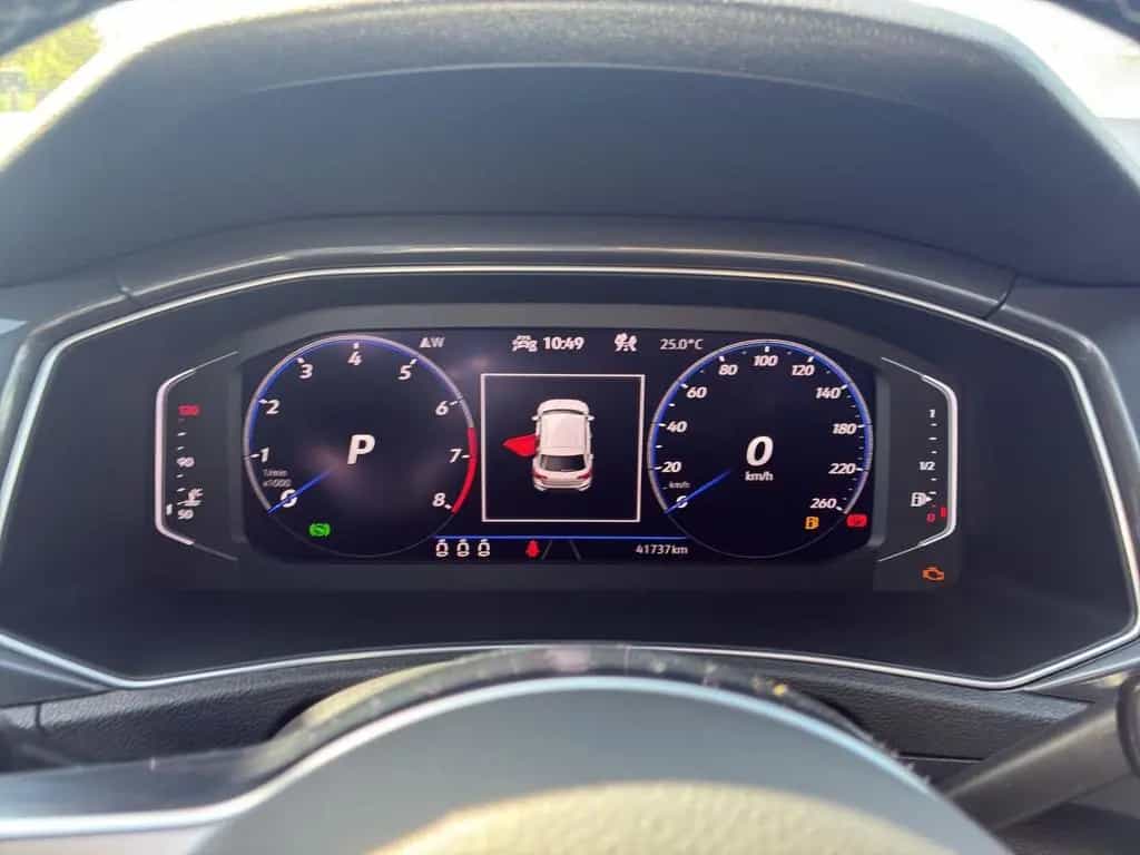 Volkswagen T-Roc 1.5 TSI DSG R-LINE*LED*AHK*KAMERA*PDC*SHZ* 03/2022-photo-8