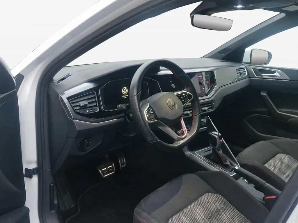 Volkswagen Polo GTI 09/2022-photo-13