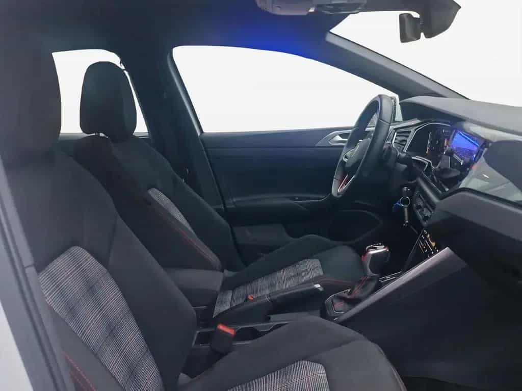 Volkswagen Polo GTI 09/2022-photo-3