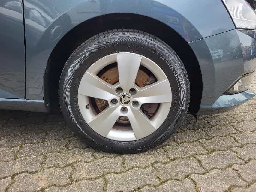 Skoda Fabia III 1.0 TSI Ambition PLUS+KLIMA+ALU+KAMERA 10/2018-photo-3