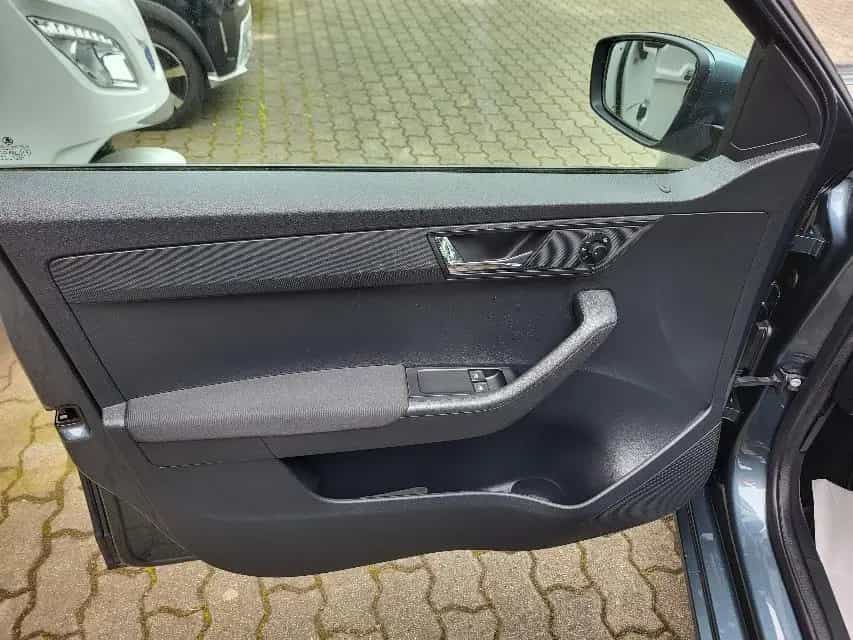 Skoda Fabia III 1.0 TSI Ambition PLUS+KLIMA+ALU+KAMERA 10/2018-photo-9