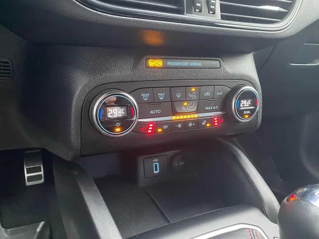 Ford Focus Turnier ST-Line 1.5 EcoBoost 09/2020-photo-13