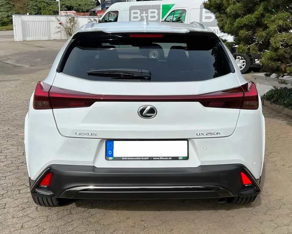 Lexus UX 250H F Sport Leder Kamera SHZ 09/2023-photo-4