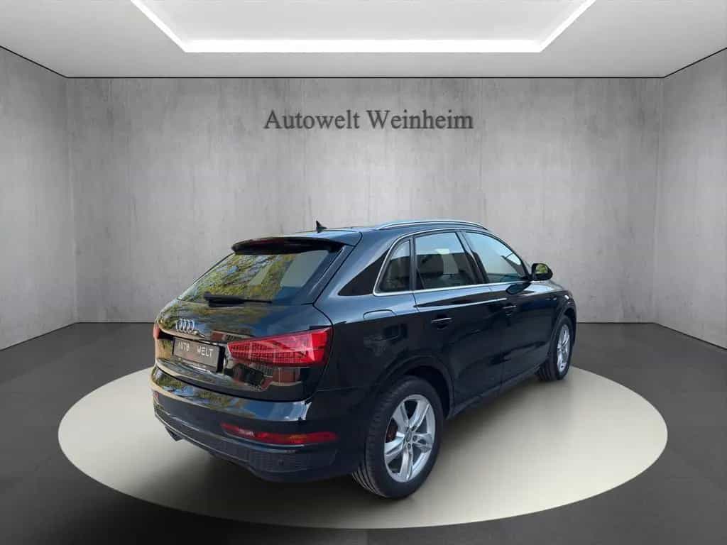 Audi Q3 S-LINE-SPORTPLUS°AUT°57TKM°NAV°KAM°AHK°RENTNR 09/2016-photo-4