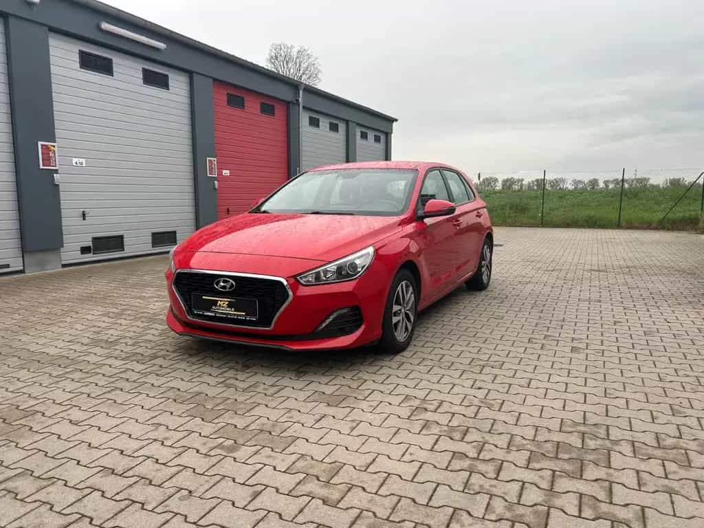 Hyundai i30 Trend ,1,4 B Turbo, Automatik. Navi , Kamera 07/2020-photo-0