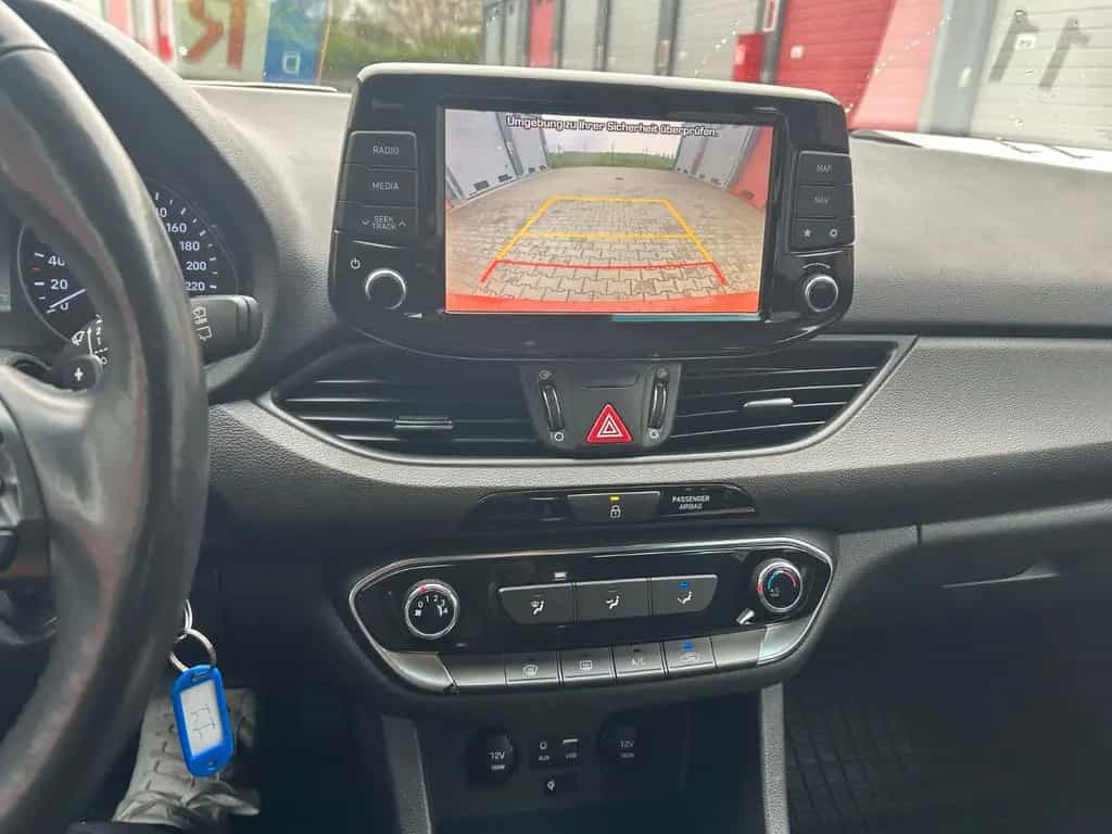 Hyundai i30 Trend ,1,4 B Turbo, Automatik. Navi , Kamera 07/2020-photo-21
