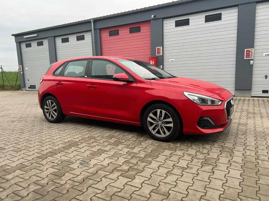 Hyundai i30 Trend ,1,4 B Turbo, Automatik. Navi , Kamera 07/2020-photo-4