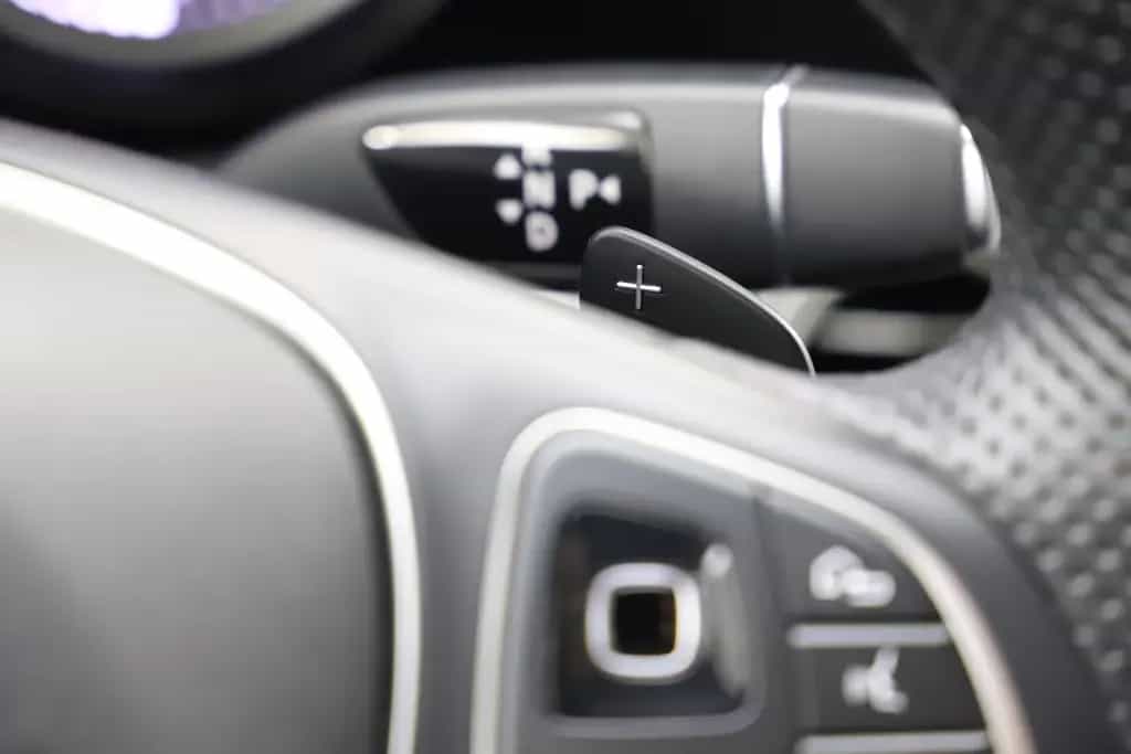 Mercedes-Benz E-Class 200 T 184PS 9G AMG Line Night RCAM LED 11/2016-photo-23