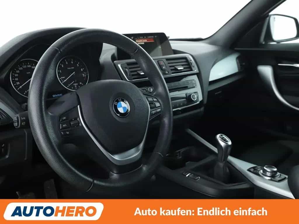 BMW 2 Series 218i Sport Line *NAV*XENON*TEMP*PDC*SHZ*ALU* 03/2016-photo-10