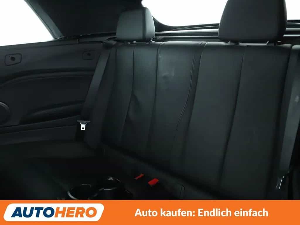 BMW 2 Series 218i Sport Line *NAV*XENON*TEMP*PDC*SHZ*ALU* 03/2016-photo-13