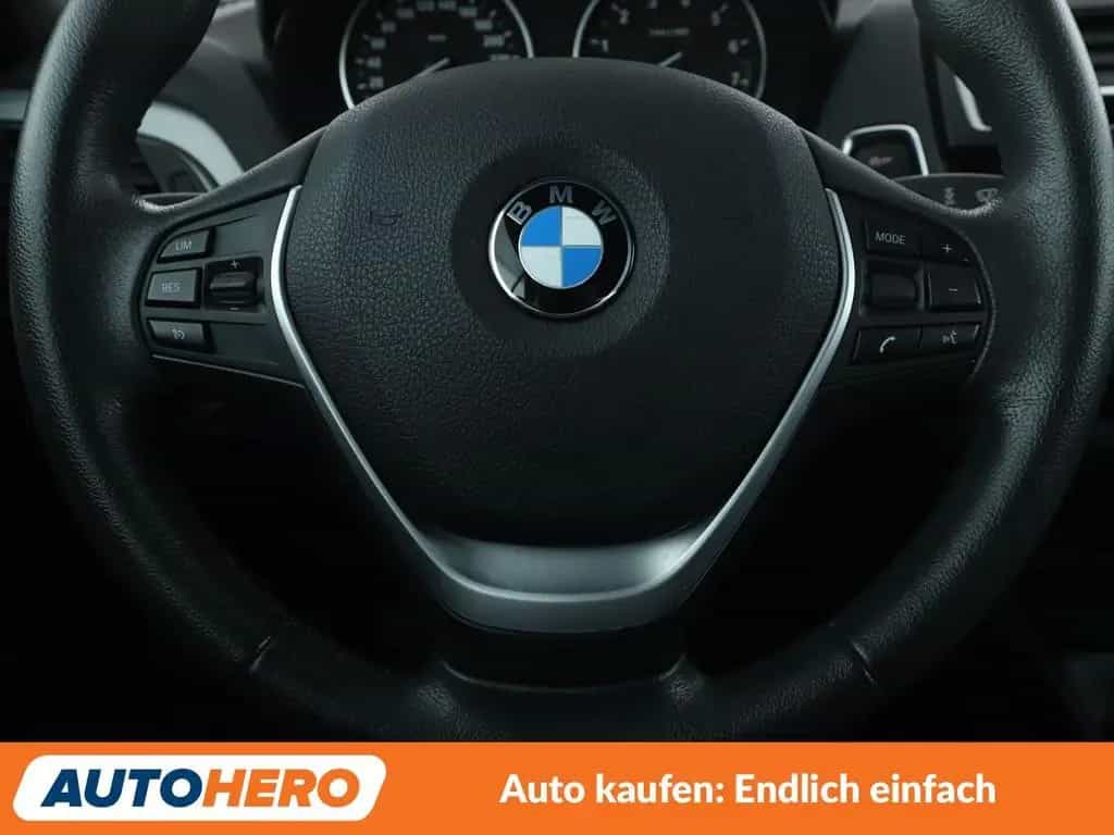 BMW 2 Series 218i Sport Line *NAV*XENON*TEMP*PDC*SHZ*ALU* 03/2016-photo-18