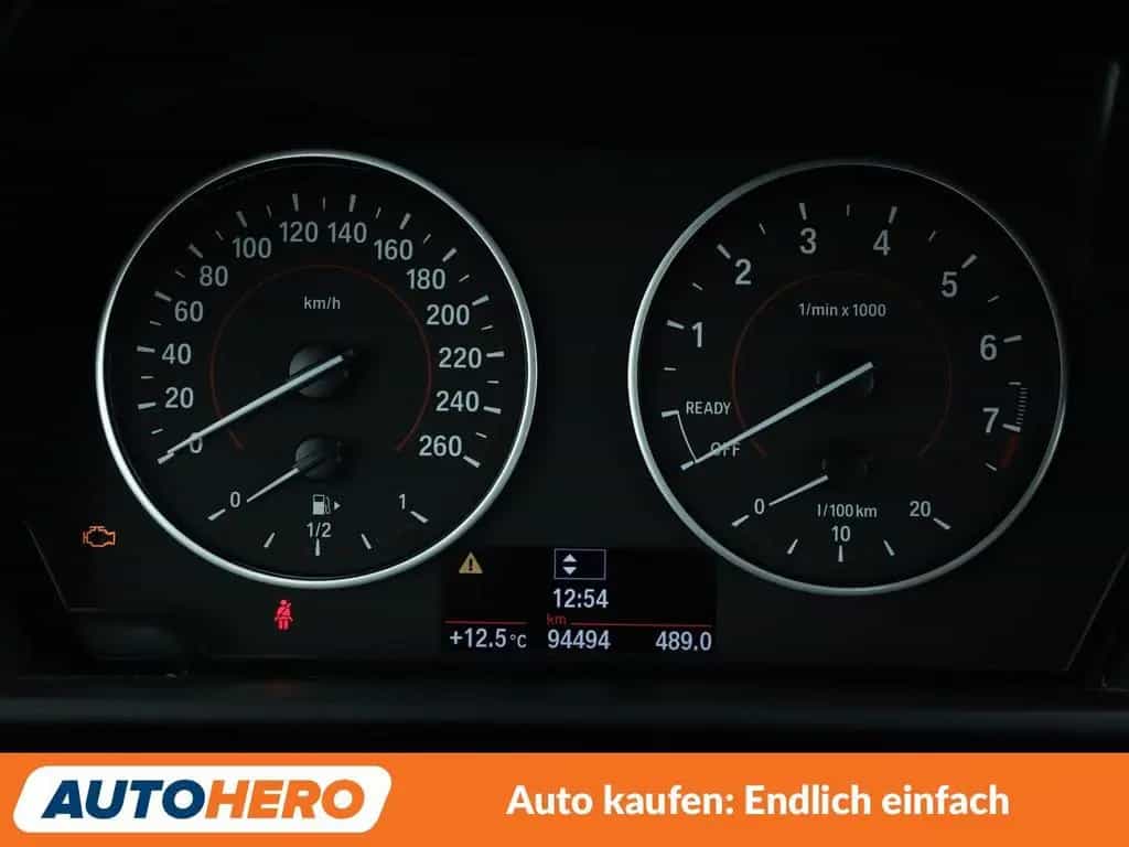 BMW 2 Series 218i Sport Line *NAV*XENON*TEMP*PDC*SHZ*ALU* 03/2016-photo-19