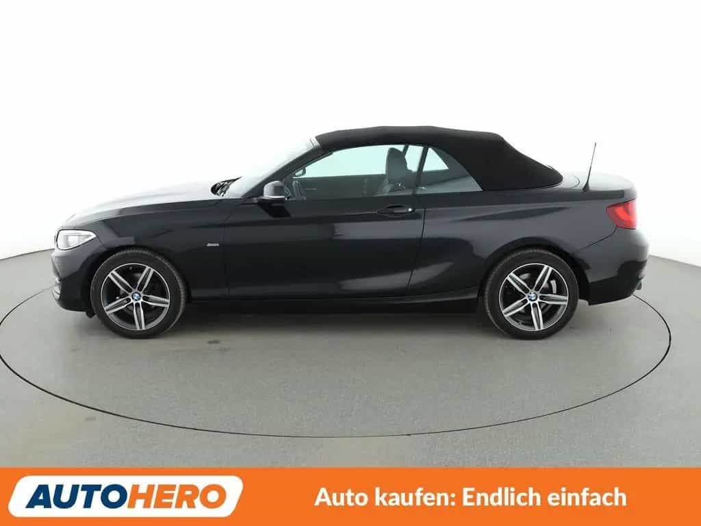 BMW 2 Series 218i Sport Line *NAV*XENON*TEMP*PDC*SHZ*ALU* 03/2016-photo-2