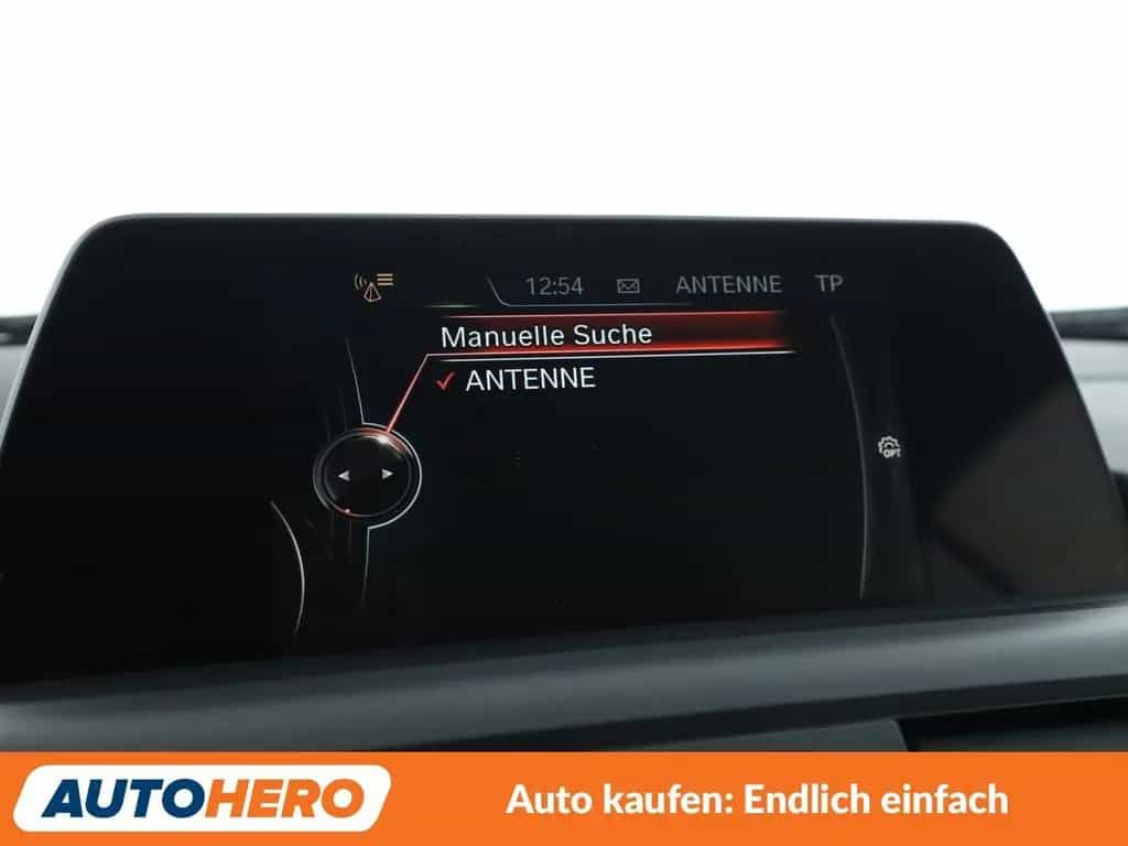BMW 2 Series 218i Sport Line *NAV*XENON*TEMP*PDC*SHZ*ALU* 03/2016-photo-20