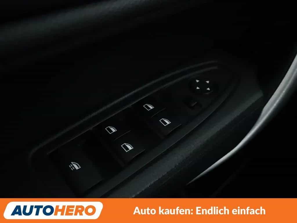 BMW 2 Series 218i Sport Line *NAV*XENON*TEMP*PDC*SHZ*ALU* 03/2016-photo-24