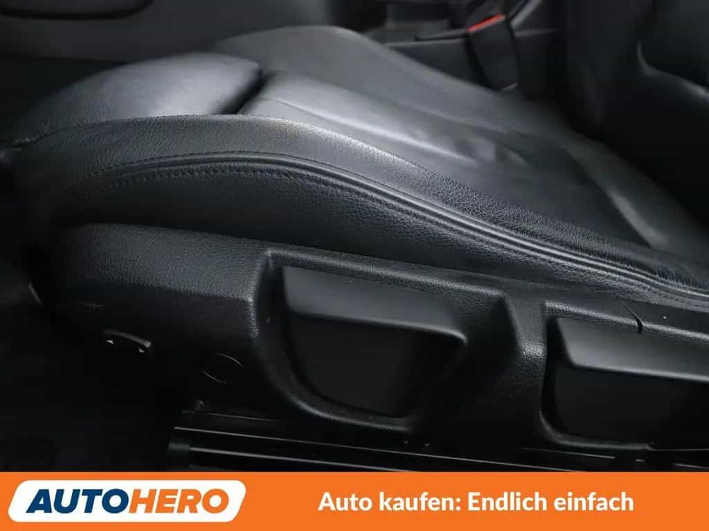 BMW 2 Series 218i Sport Line *NAV*XENON*TEMP*PDC*SHZ*ALU* 03/2016-photo-27