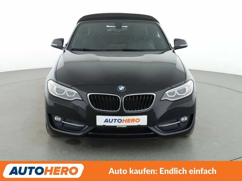 BMW 2 Series 218i Sport Line *NAV*XENON*TEMP*PDC*SHZ*ALU* 03/2016-photo-8