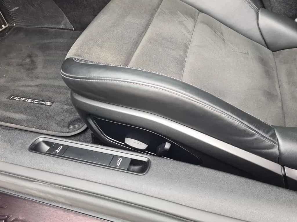 Porsche 911 992 Carrera 4 GTS 360°Park PDLS+ PASM SHZ 04/2022-photo-10