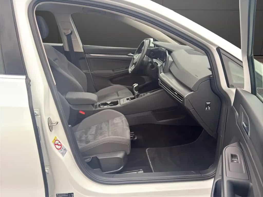 Volkswagen Golf VIII Lim. Style 1ST Edi*PANO*SPUR*ACC*NAVI 01/2020-photo-10