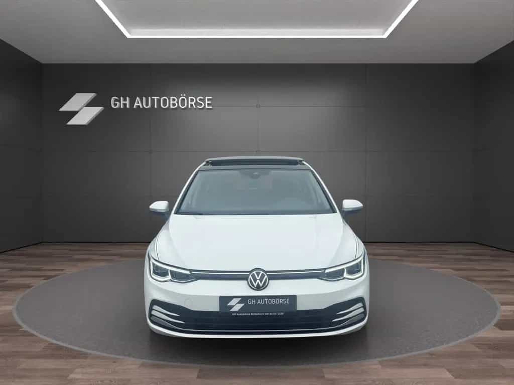 Volkswagen Golf VIII Lim. Style 1ST Edi*PANO*SPUR*ACC*NAVI 01/2020-photo-4
