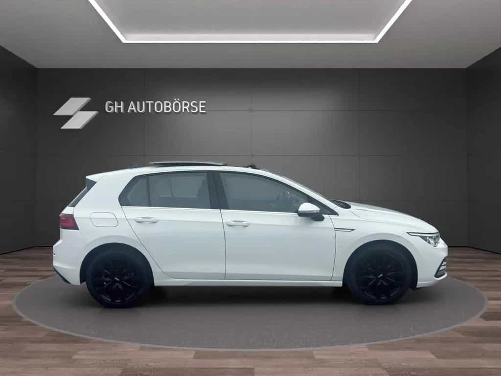 Volkswagen Golf VIII Lim. Style 1ST Edi*PANO*SPUR*ACC*NAVI 01/2020-photo-8