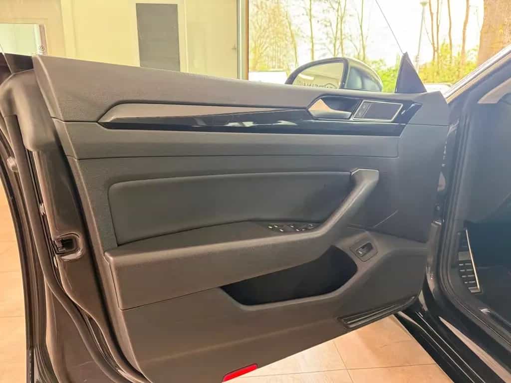 Volkswagen Arteon Elegance*HuD*Massage*ACC*Spur*AHK 12/2019-photo-11