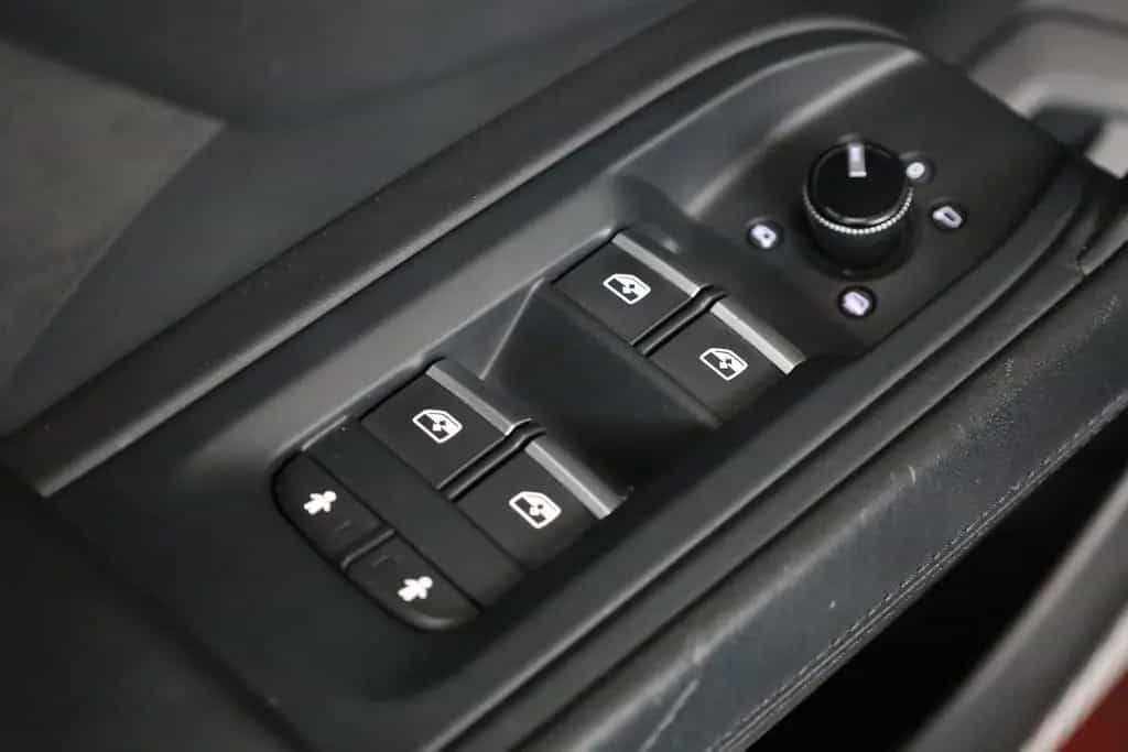 Lamborghini Urus *Panorama*AHK*Bang & Olufsen 12/2018-photo-15