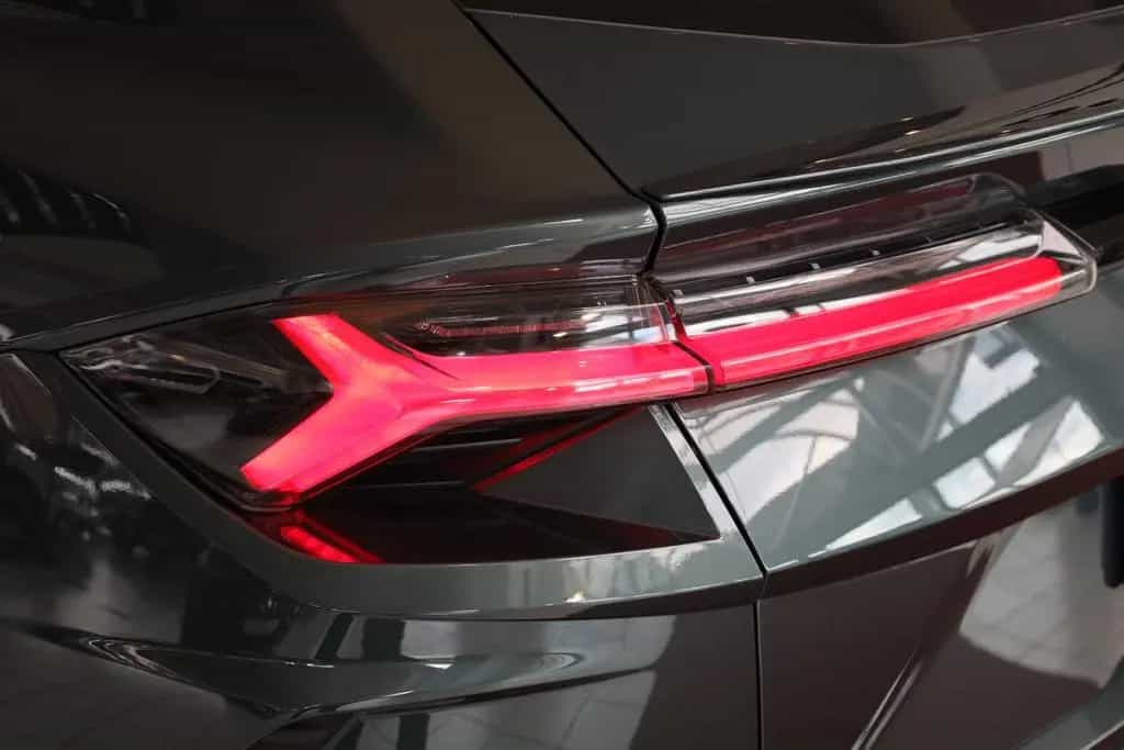 Lamborghini Urus *Panorama*AHK*Bang & Olufsen 12/2018-photo-2