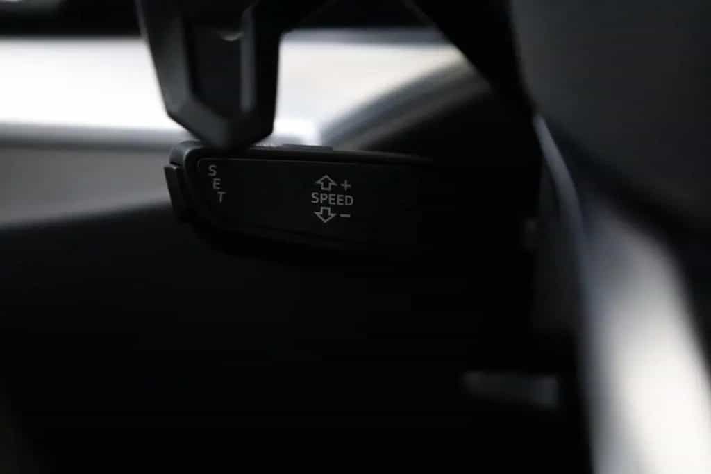 Lamborghini Urus *Panorama*AHK*Bang & Olufsen 12/2018-photo-22
