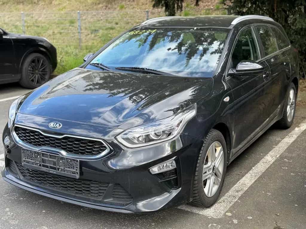 Kia Ceed Sportswagon - AUT - MOTORPROBLEM 08/2020-photo-1