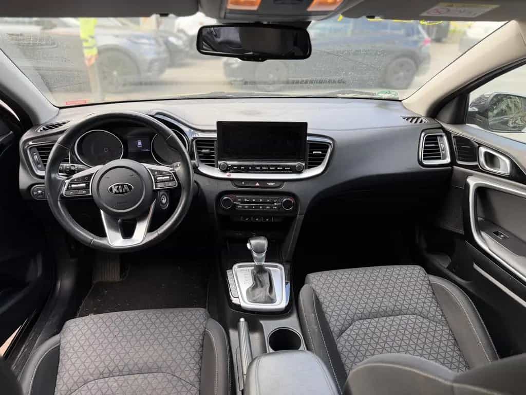 Kia Ceed Sportswagon - AUT - MOTORPROBLEM 08/2020-photo-19