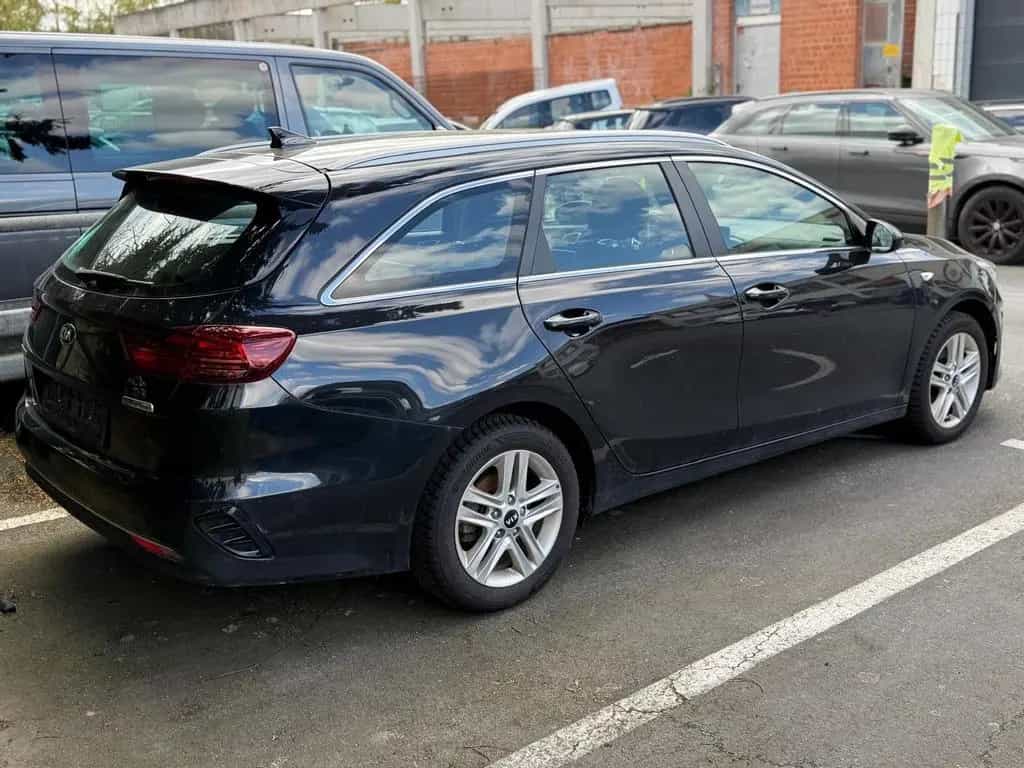 Kia Ceed Sportswagon - AUT - MOTORPROBLEM 08/2020-photo-3