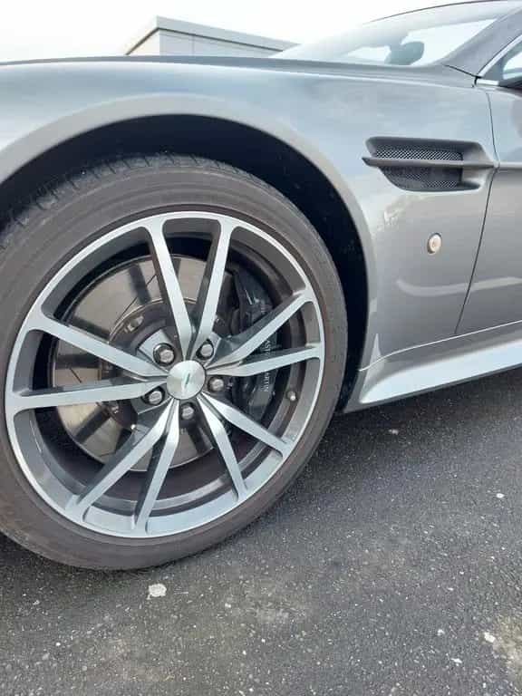 Aston Martin V8 Vantage Roadster 4.7l S Sportshift S 05/2011-photo-8