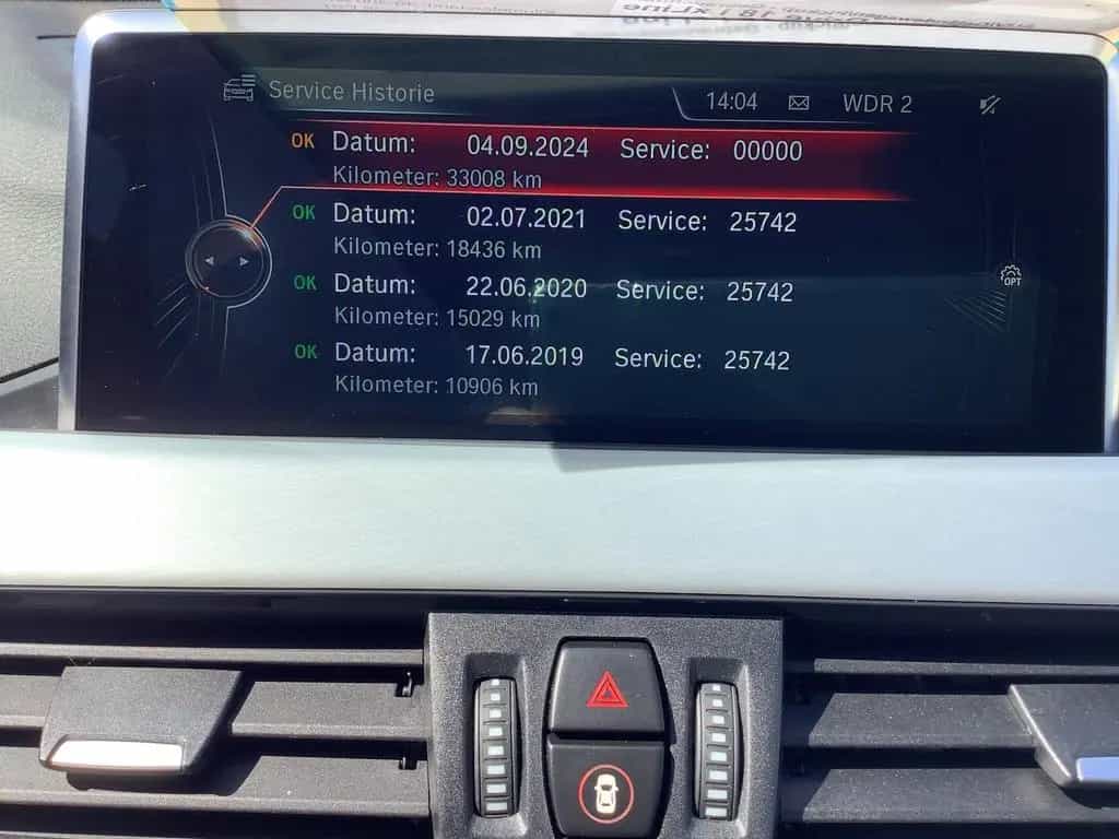 BMW X1 sDrive 18 i A xLine LED Kamera Leder HUD Navi 06/2017-photo-19