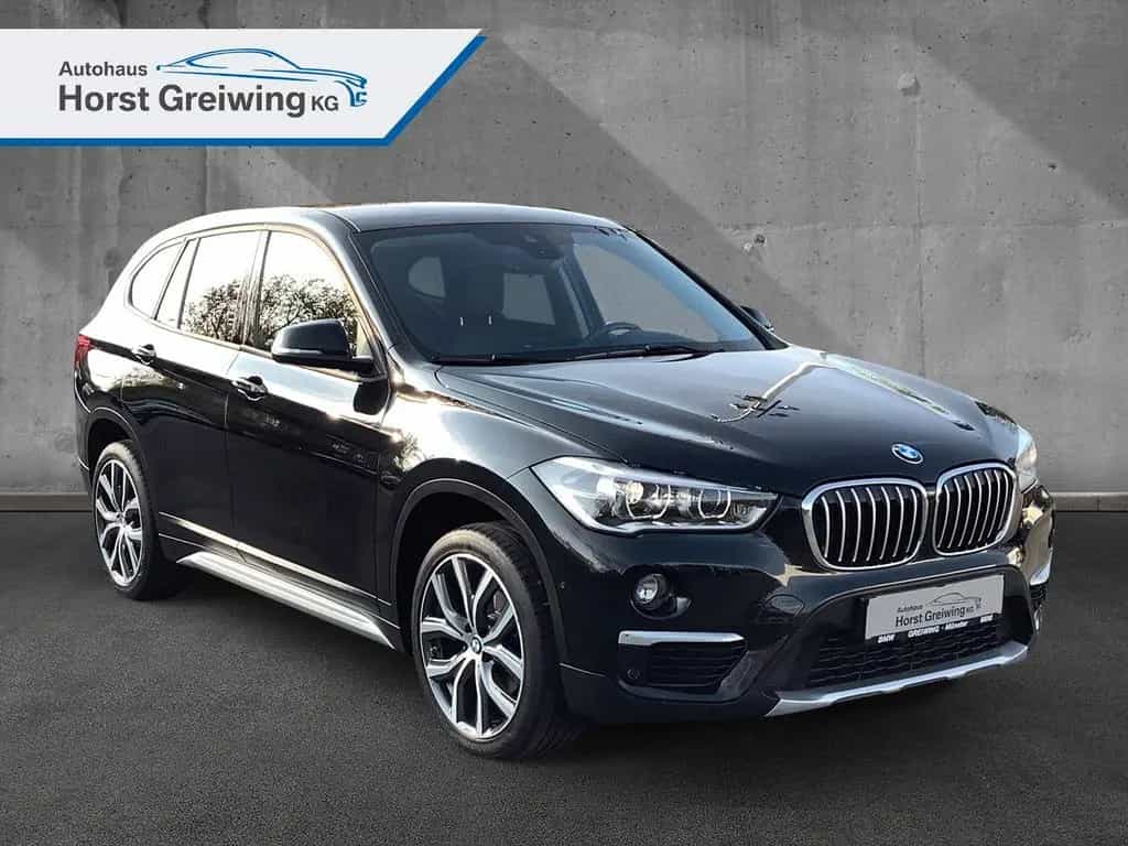 BMW X1 sDrive 18 i A xLine LED Kamera Leder HUD Navi 06/2017-photo-7