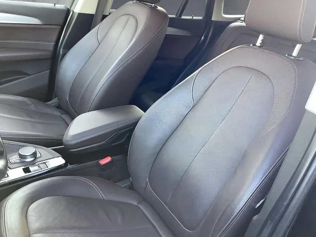 BMW X1 sDrive 18 i A xLine LED Kamera Leder HUD Navi 06/2017-photo-8