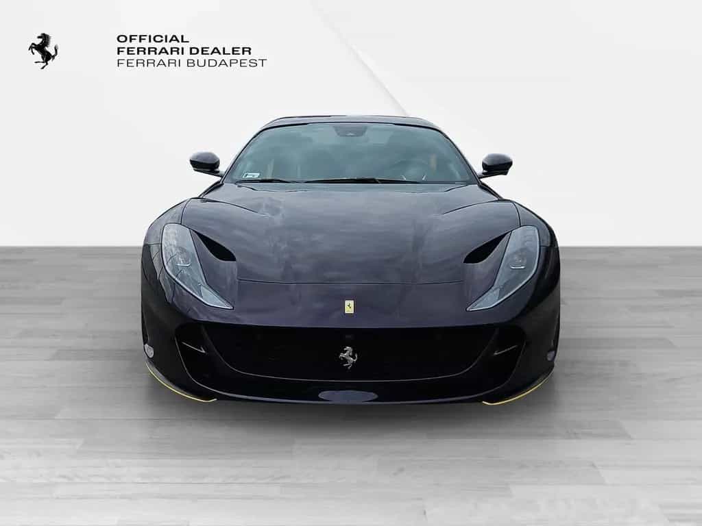 Ferrari 812 GTS VIOLA HONGKONG LIFT JBL SURRVIEW 06/2023-photo-13