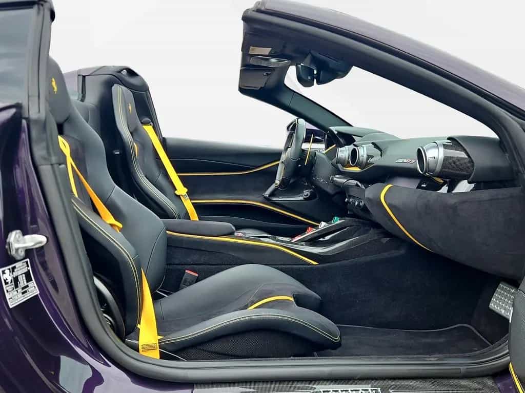 Ferrari 812 GTS VIOLA HONGKONG LIFT JBL SURRVIEW 06/2023-photo-17