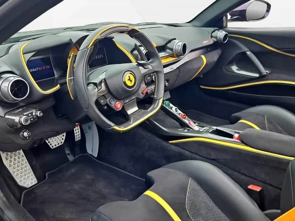 Ferrari 812 GTS VIOLA HONGKONG LIFT JBL SURRVIEW 06/2023-photo-18